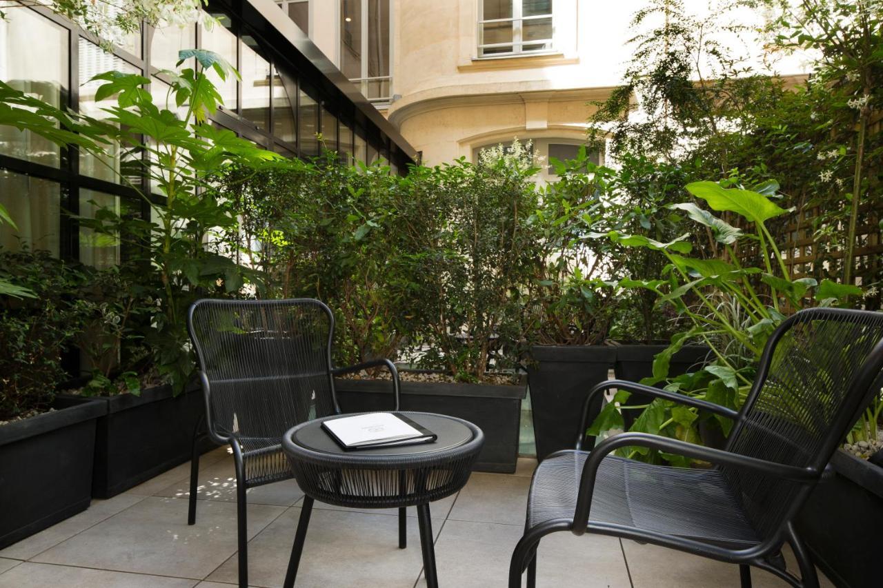 Le Narcisse Blanc Hotel Paris Exterior photo